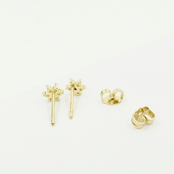 Flower Stud in Gold/Black CZ 925 - Picture 7 of 8
